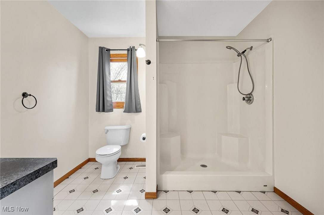 8254 Westmoor Road, Mentor, Ohio image 30