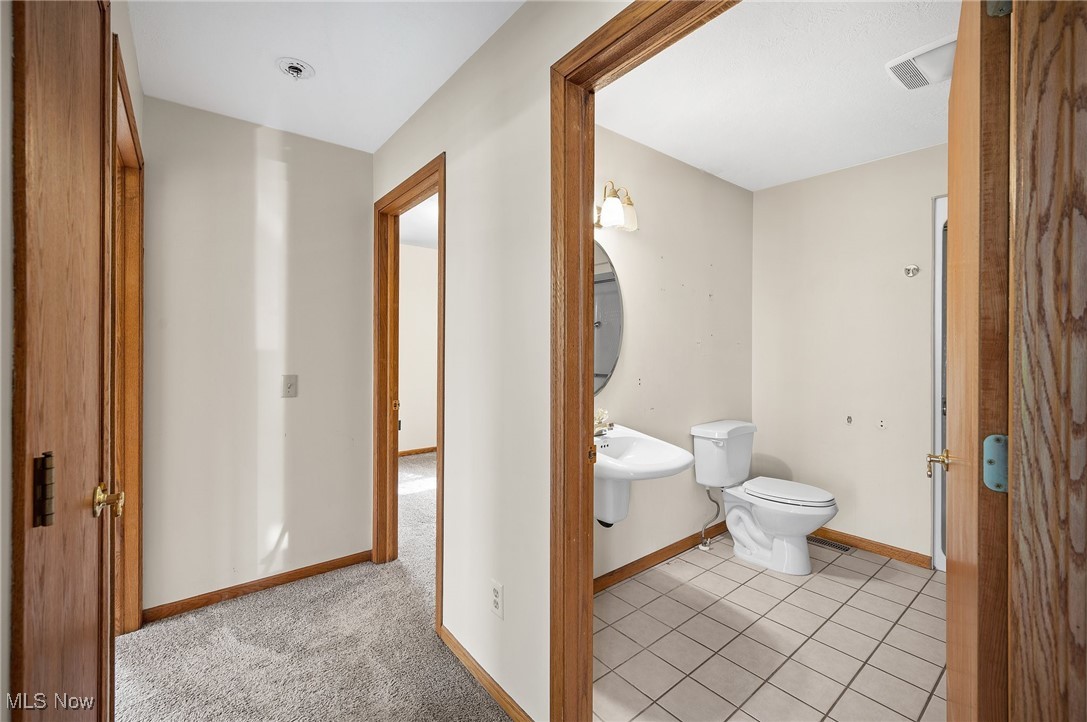 8254 Westmoor Road, Mentor, Ohio image 23
