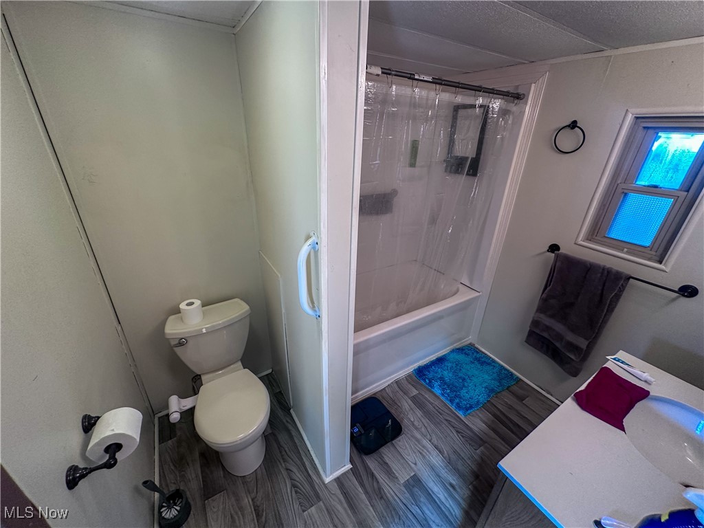 Lisbon, Ohio 44432, United States, 2 Bedrooms Bedrooms, ,2 BathroomsBathrooms,Residential,Active,223755