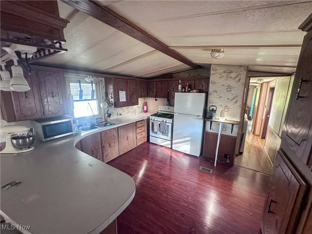 Lisbon, Ohio 44432, United States, 2 Bedrooms Bedrooms, ,2 BathroomsBathrooms,Residential,Active,223755