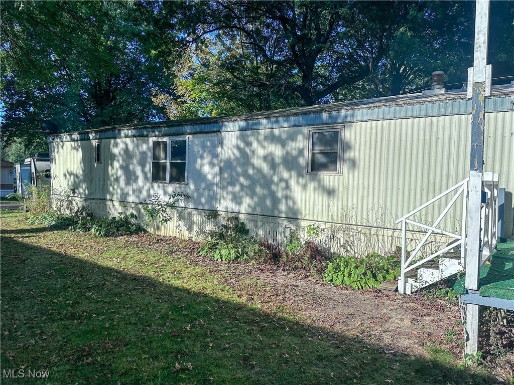 Lisbon, Ohio 44432, United States, 2 Bedrooms Bedrooms, ,2 BathroomsBathrooms,Residential,Active,223755