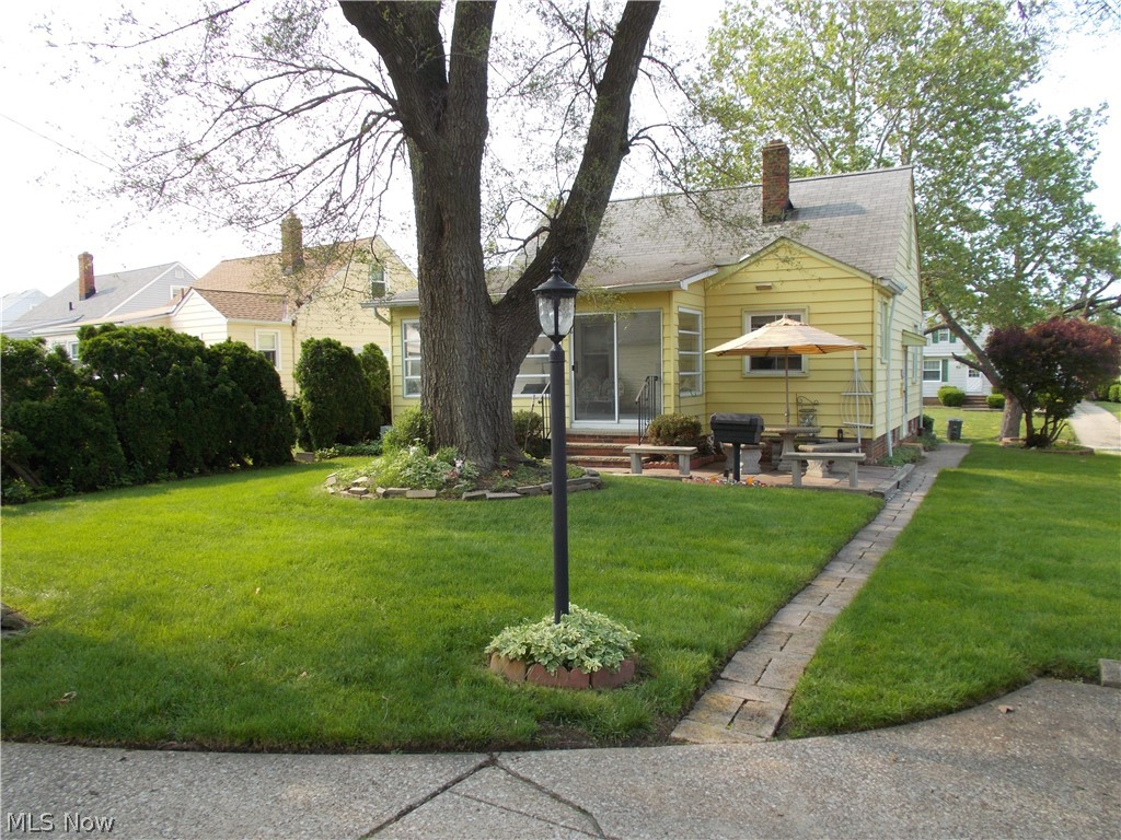 Memphis Villas 02 - Residential