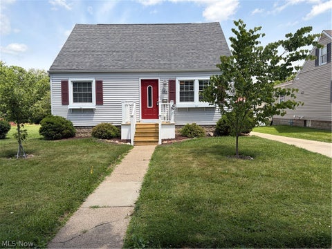 Homes For Sale - 1414 Denman Avenue<br/> Coshocton, OH 43812
