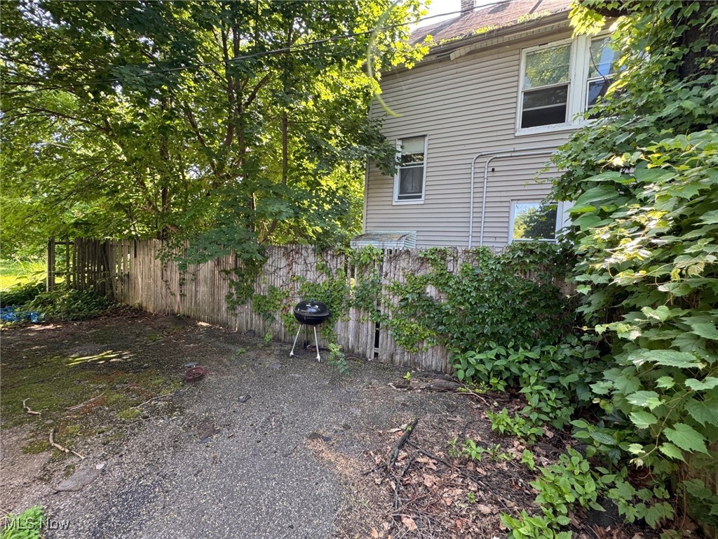 1185 E 74th Street