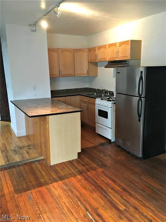 Ohio City - Commercial Sale