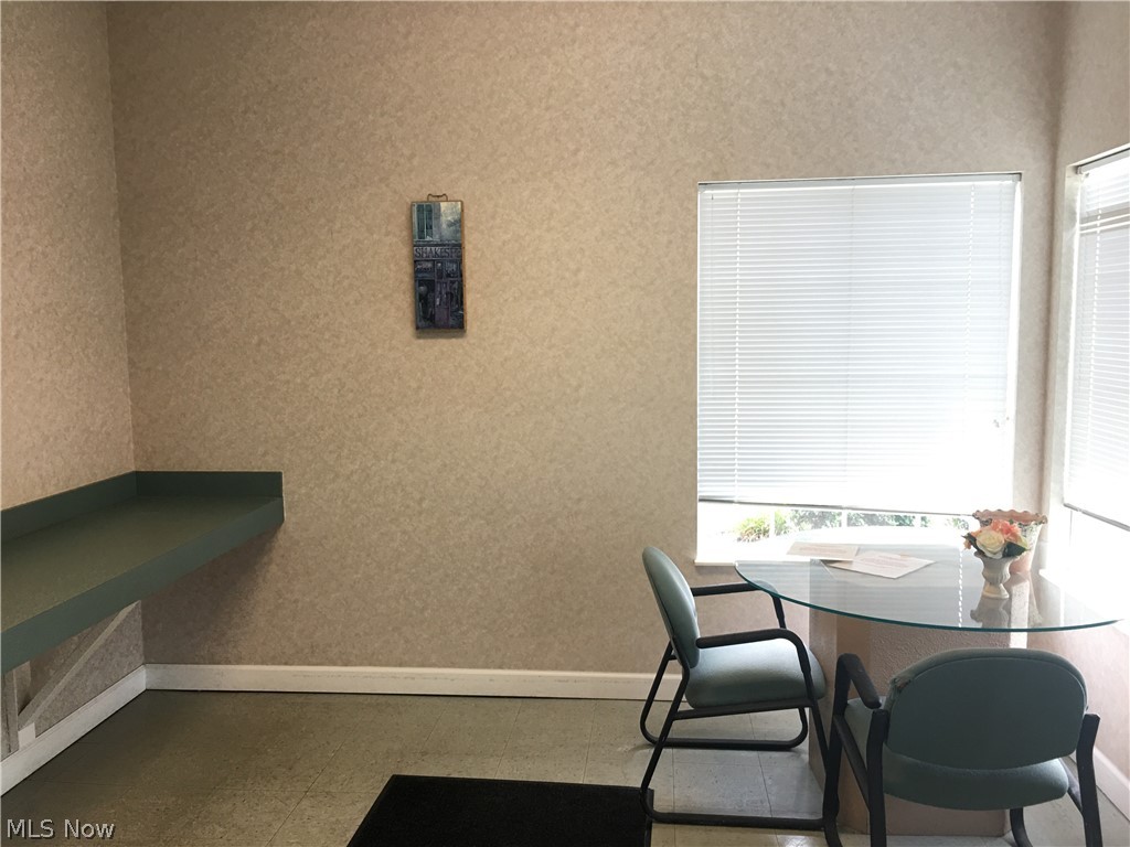 Brookledge Commons Condos - Residential Lease