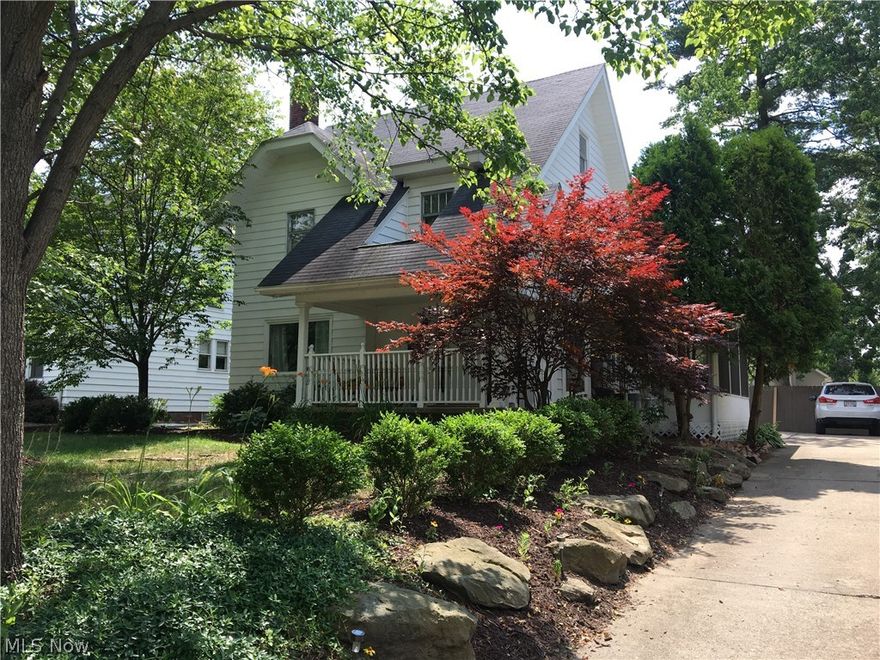 Check out this beautiful 3 Bed 1.5 bath Colonial in West Akron. The home features a large living room with fireplace adorned by wood bookcases on each side. The formal dining room is accented by an awesome ceiling detail. The first floor also features a large eat-in kitchen and half bath. The second floor boasts three nice size bedrooms and a full bath. The attic could easily be converted into a fourth bedroom or additional living space. The home has a 2 car attached garage, sun room, back deck and awsome front porch. This beautifully landscaped and move in ready condition home is just waiting for you to make it your own.