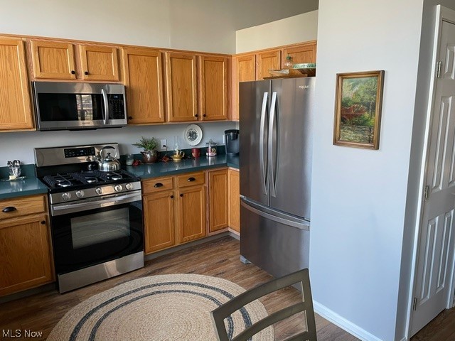 Falls Pointe - Residential