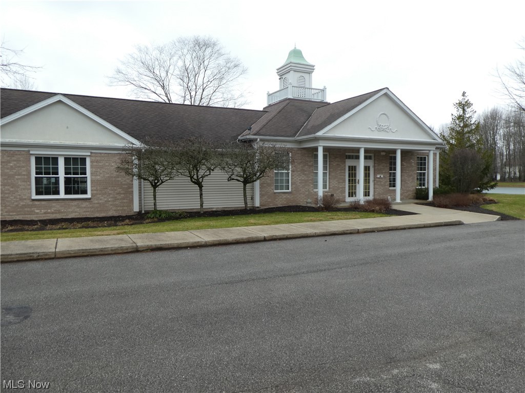 Falls Pointe - Residential