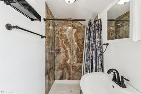 Tiny photo for 5039 Fairlawn Road, Lyndhurst, OH 44124 (MLS # 5190362)