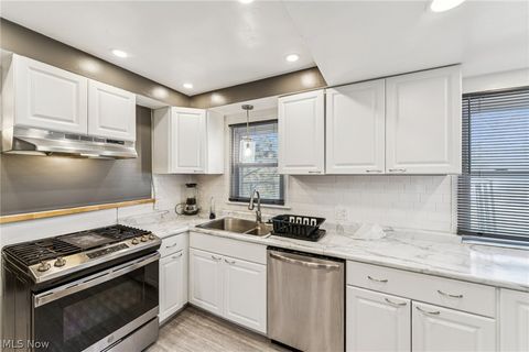 Tiny photo for 5039 Fairlawn Road, Lyndhurst, OH 44124 (MLS # 5190362)