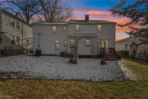 Tiny photo for 5039 Fairlawn Road, Lyndhurst, OH 44124 (MLS # 5190362)
