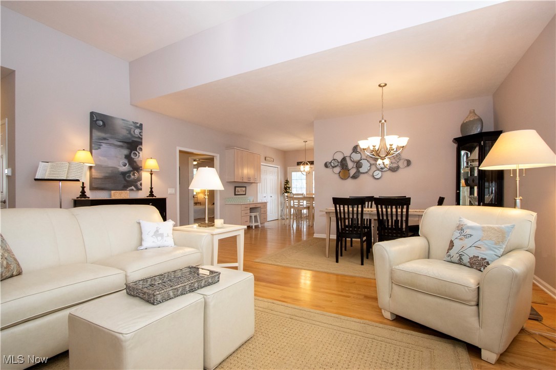 Laurel Woods - Residential