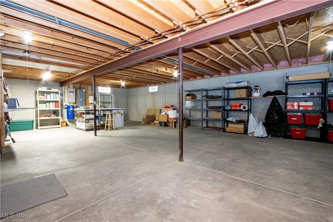 Laurel Woods - Residential