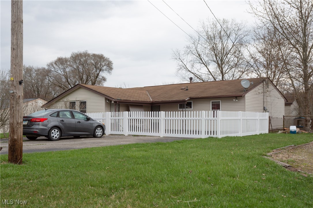 10278 Wellington Road, Streetsboro, Ohio image 2