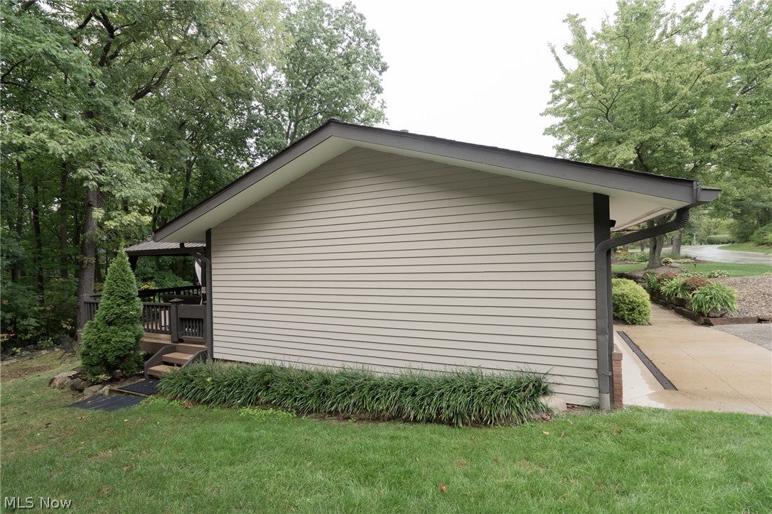 7019 Windward Hills Drive 011