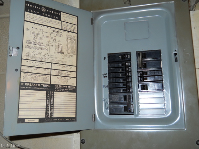 Russell Ave - Residential