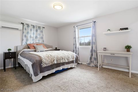 Tiny photo for 3252 Dellwood Avenue NW, Canton, OH 44708 (MLS # 5215145)