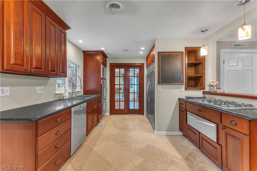 East/Black River - Residential