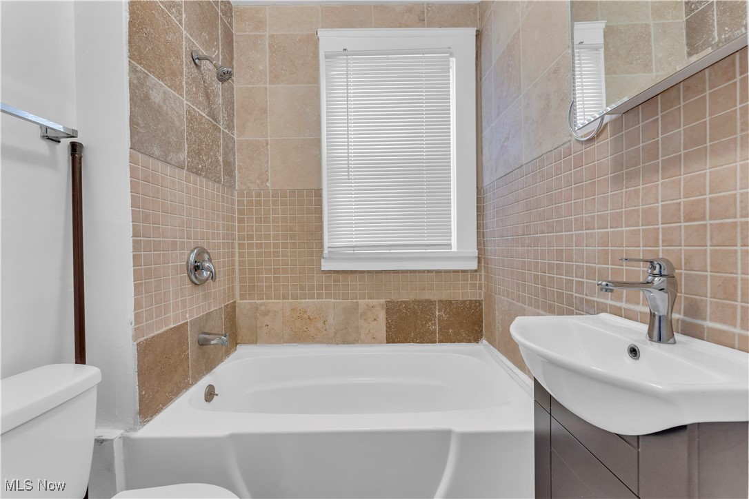 Bedford Farms - Residential Lease