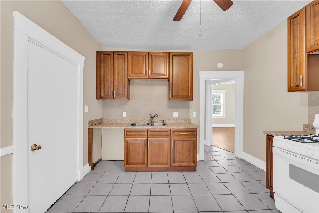 Bedford Farms - Residential Lease