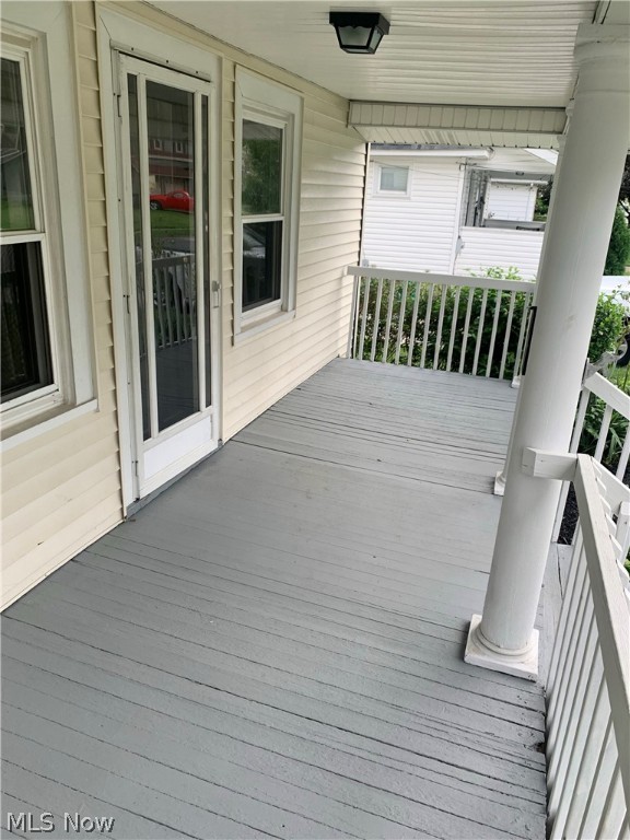 Carl Roevuck Resub/Nihousen Al - Residential Lease