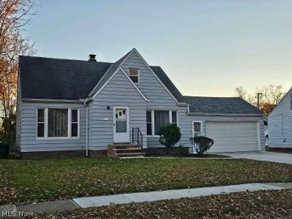 Photo of 19812 Marvin Road, Warrensville Heights, OH 44128 (MLS # 5197491)