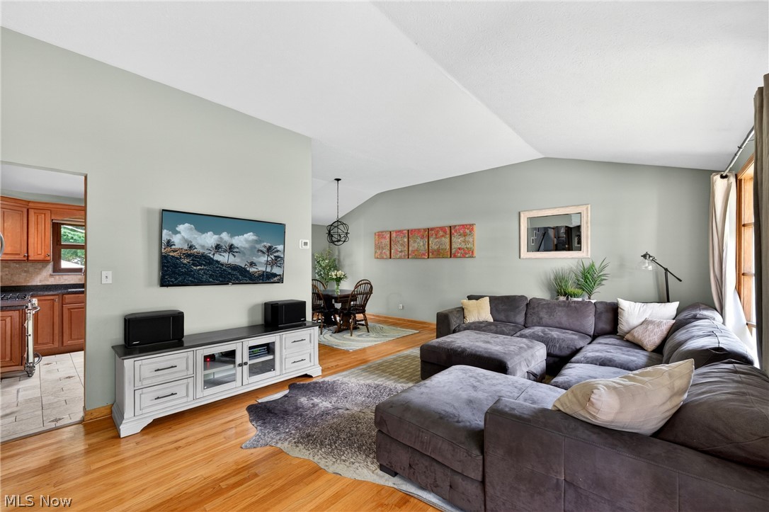 21439 Ellen Drive
