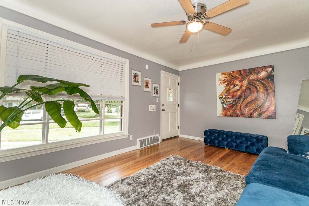 Seltzer-Round Cos Garfield Park - Residential