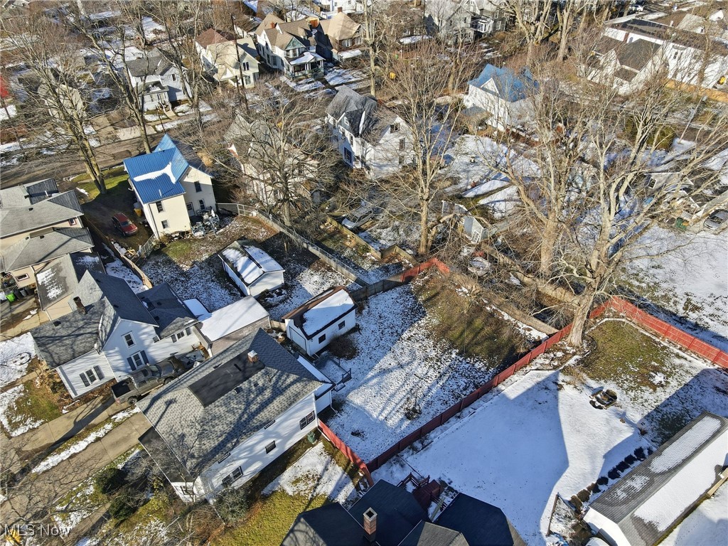 A & L Harpers Allotment - Residential