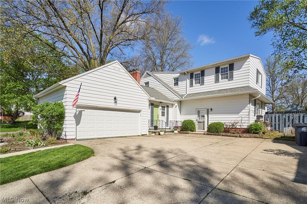 Photo of 351 Keith Avenue, Akron, OH 44313 (MLS # 5202708)