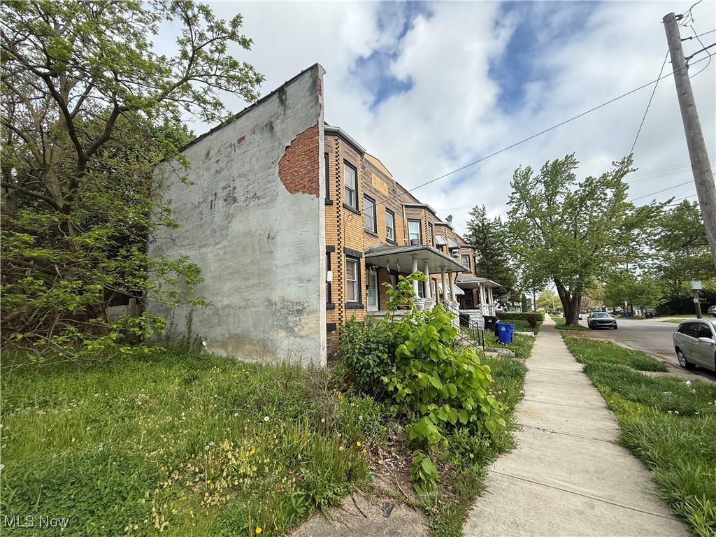 2110 W 98th Street