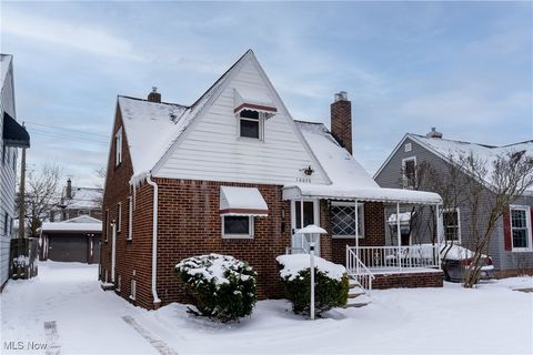 10020 McCracken Boulevard, Garfield Heights, OH 44125 - #: 5096217