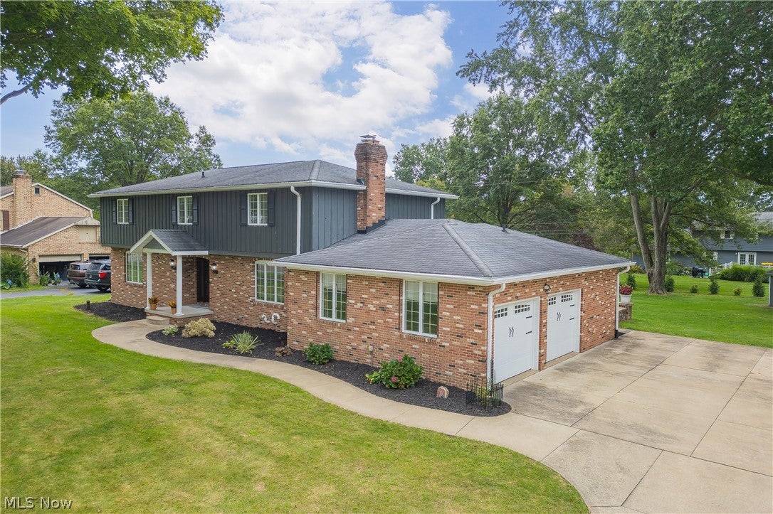 1424 Stonington Road NW