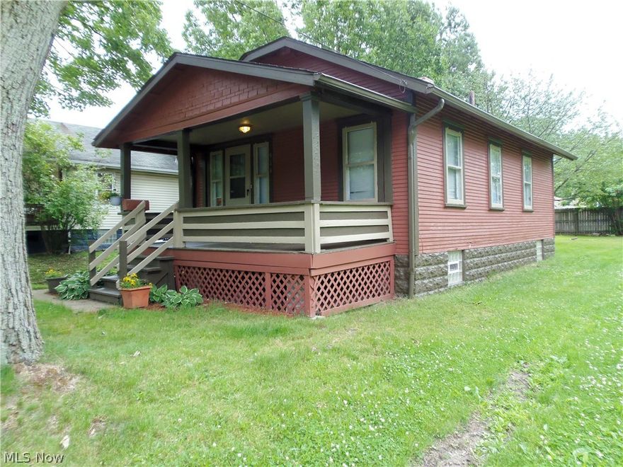 First time home Buyers or Investors! Move in ready 2 bedroom Bungalow or Ranch home with an extra lot. Newer 3d roof(approx 7 years) on the house, A/C works great, newer 100 amp service panel, covered front porch. Completely painted inside to outside, new carpet living room and bedrooms. Market is crazy right now, don't wait!