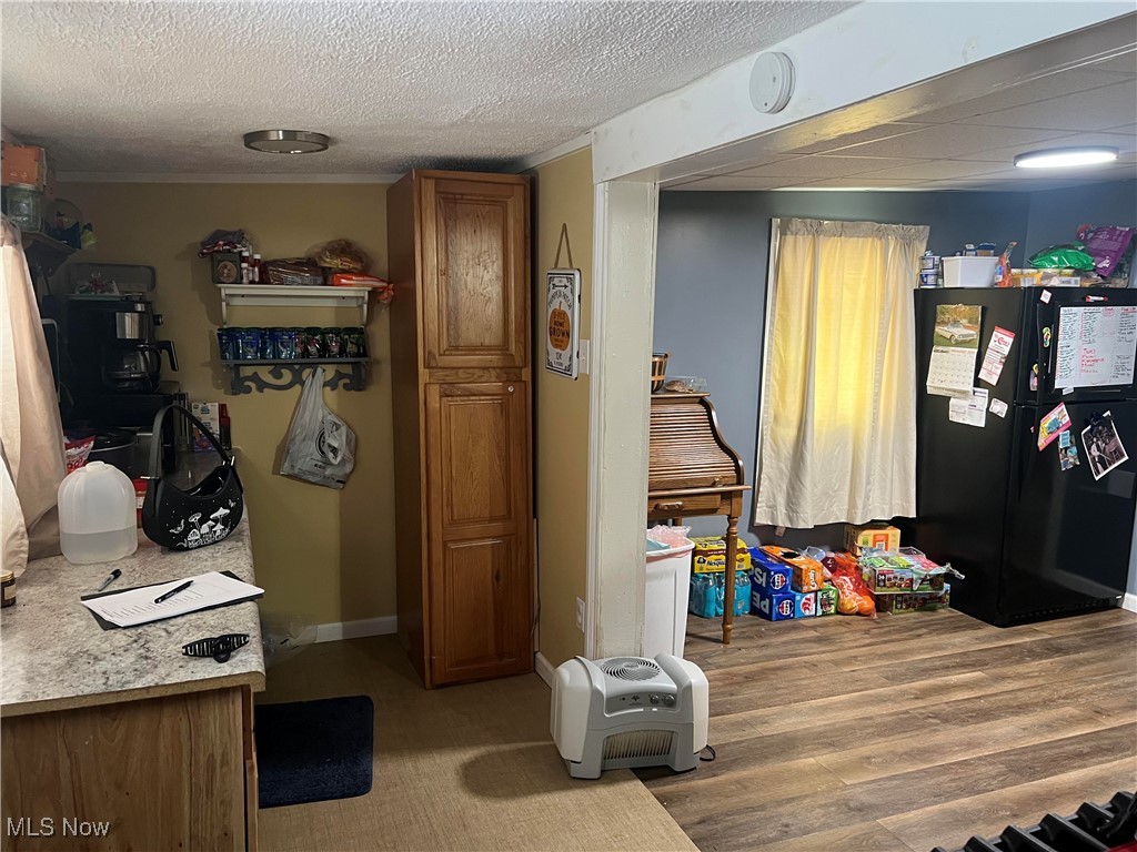 Sharon Ave Sub - Residential