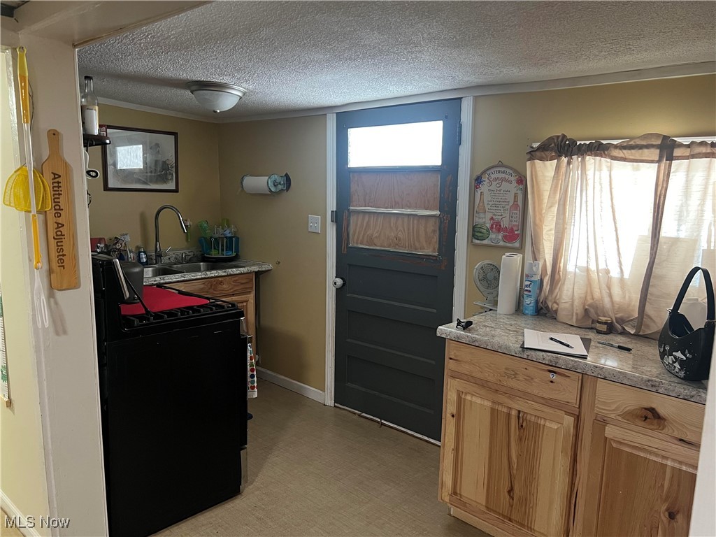 Sharon Ave Sub - Residential