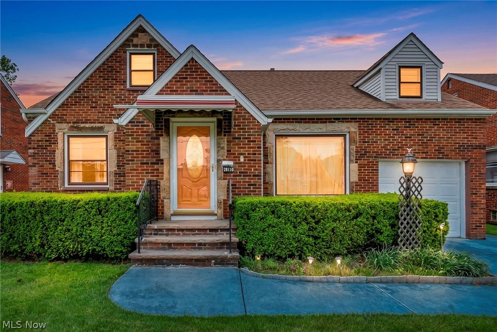 Photo of 28110 Lake Shore Boulevard, Euclid, OH 44132 (MLS # 5211366)