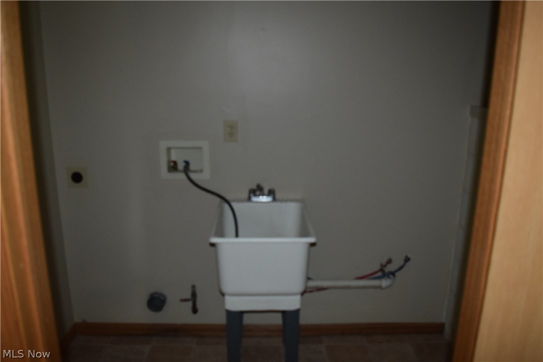 River Rdg Condo - Residential