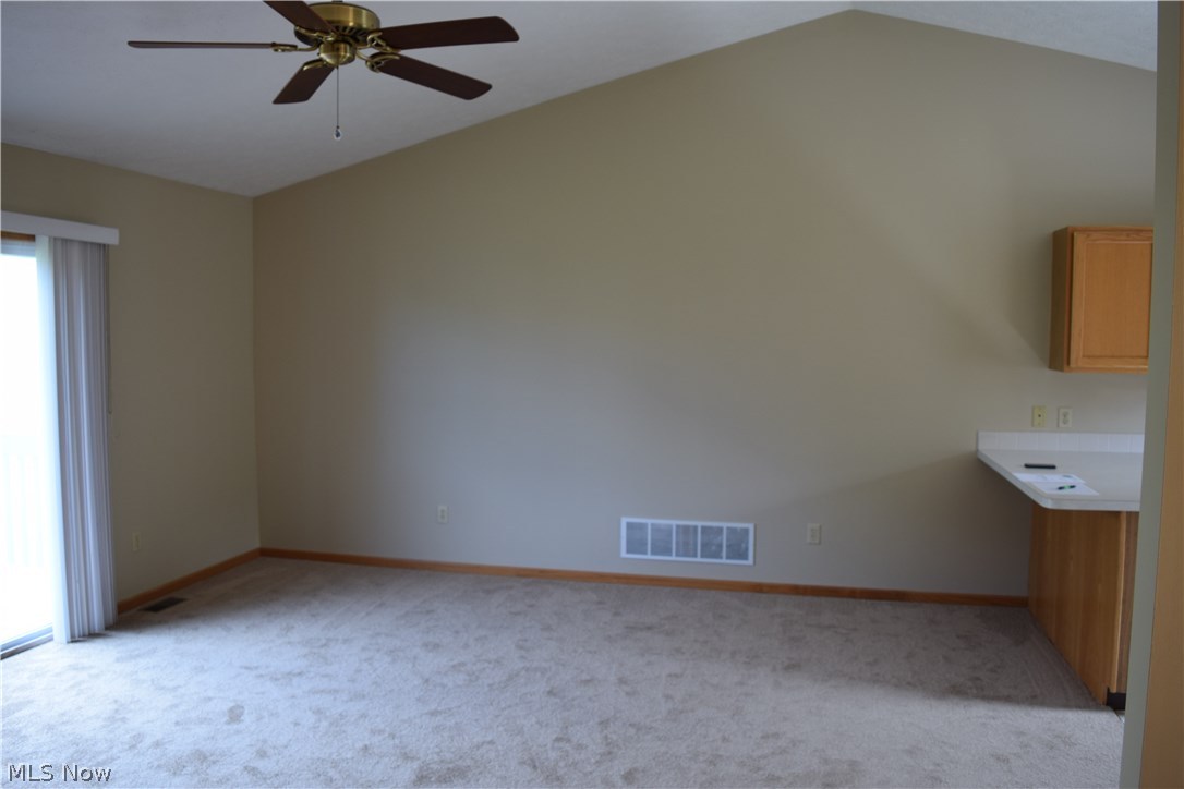 River Rdg Condo - Residential