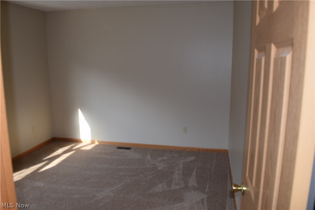 River Rdg Condo - Residential