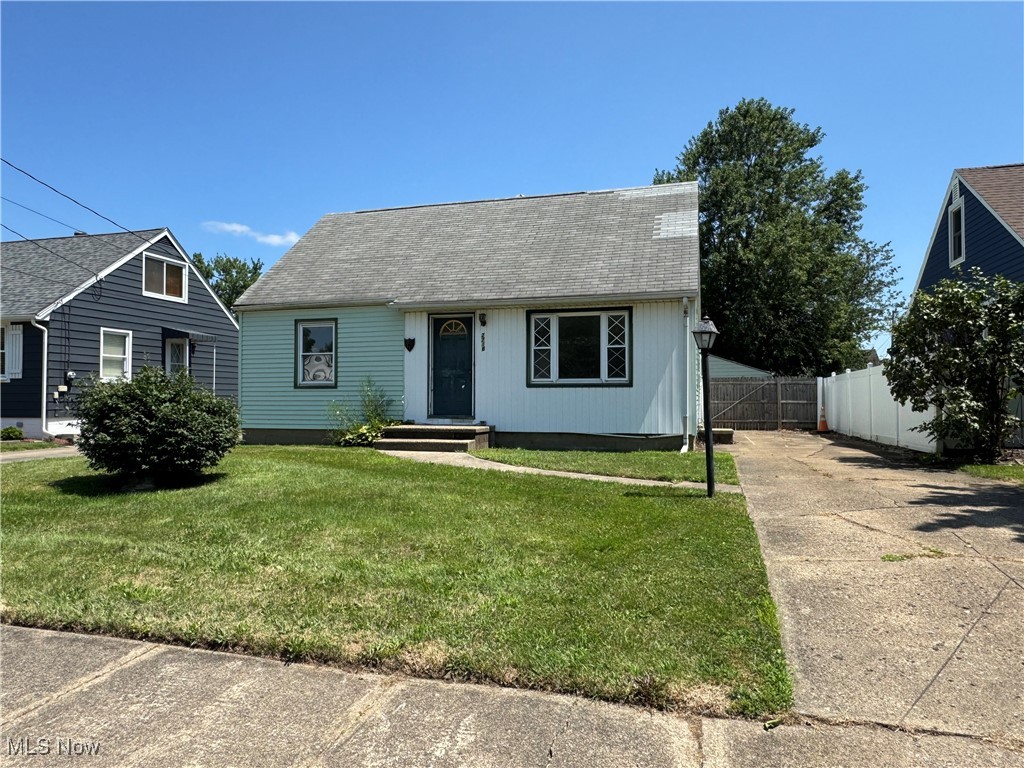 Home is sold as is. Needs a full renovation. 3 bedrooms, 2 bath full bathroom, Rec. Room in basement with a full bathroom.