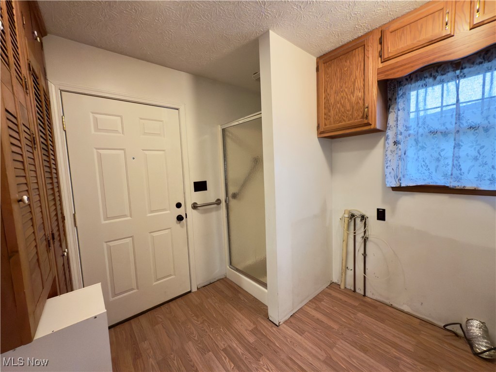 Waltons Add 03 - Residential