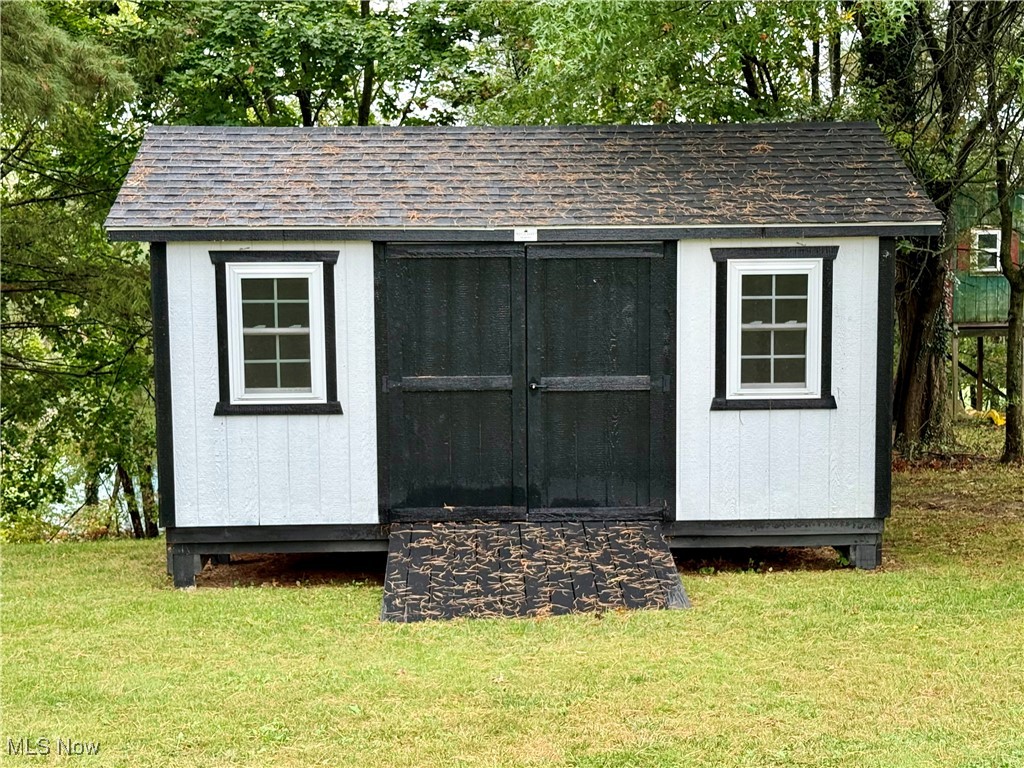 Waltons Add 03 - Residential