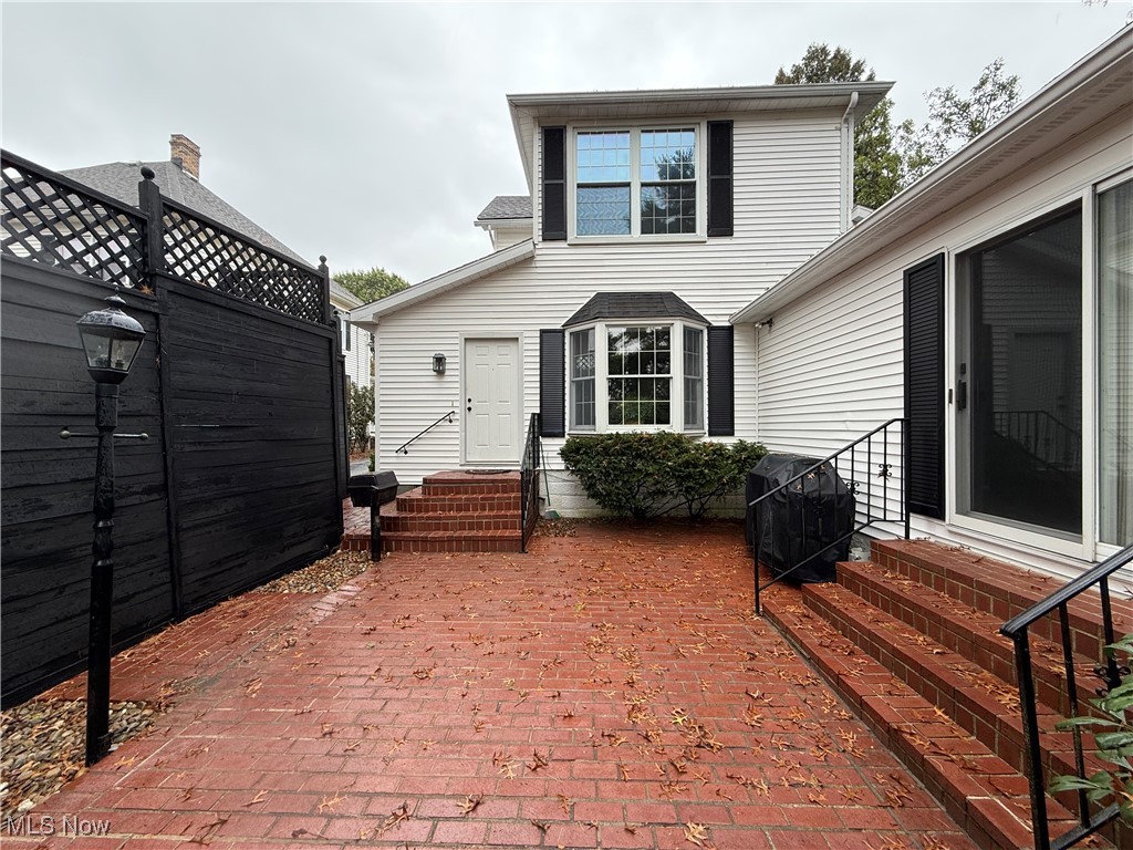 Waltons Add 03 - Residential