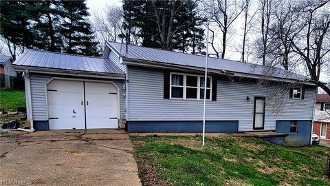 Homes For Sale - 107 Nelson Avenue<br/> Washington County, Marietta, OH 45750