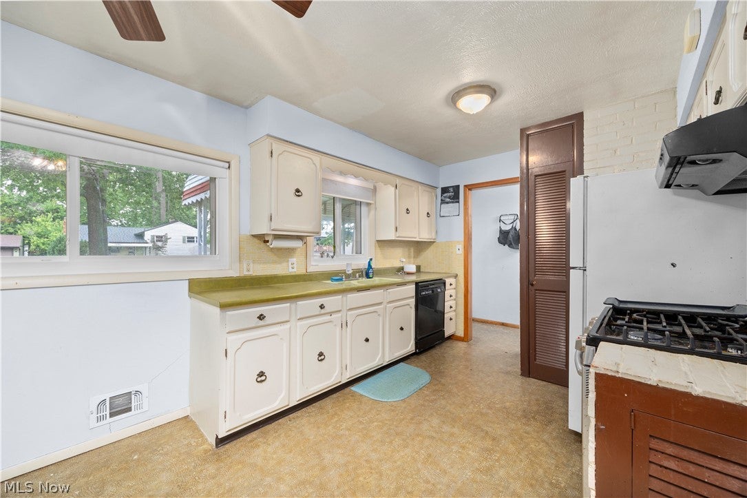 5817 Calamie Drive
