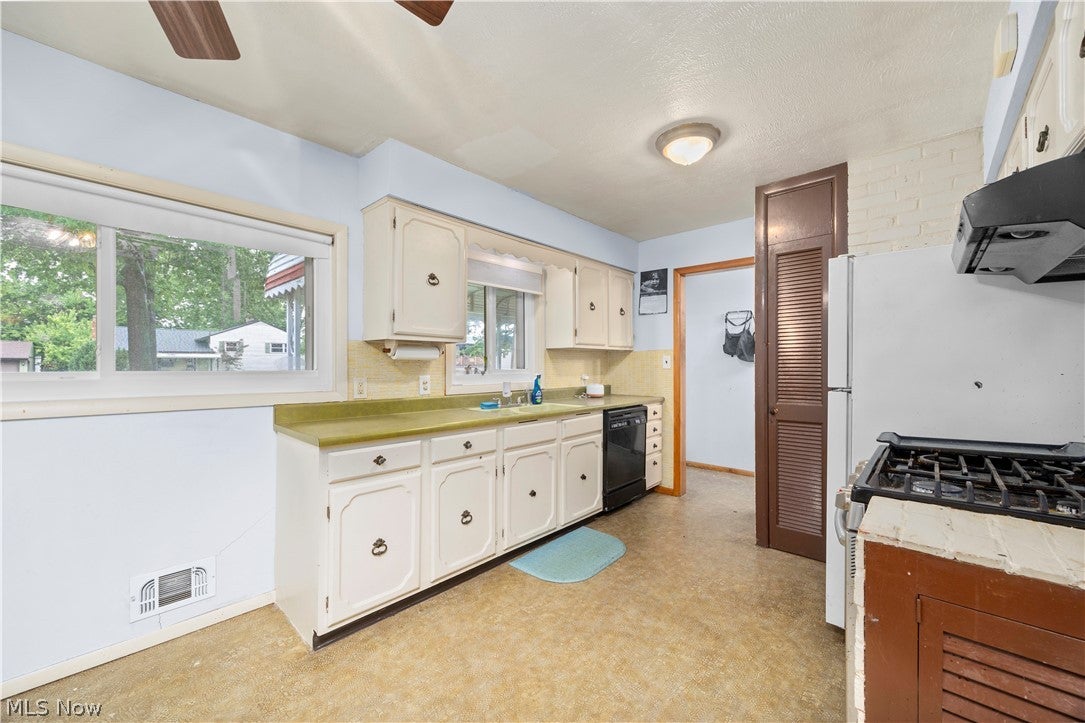 5817 Calamie Drive