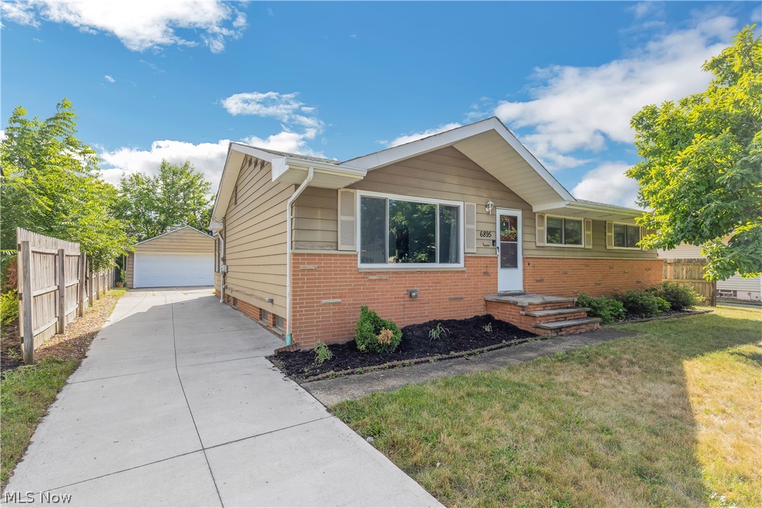 Barrington 01 - Residential