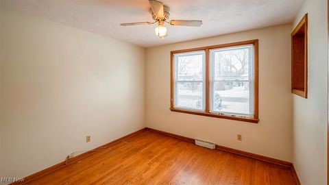 Tiny photo for 3794 Monaca Avenue, Youngstown, OH 44511 (MLS # 5179901)